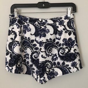 Blue-white printed high waisted shorts